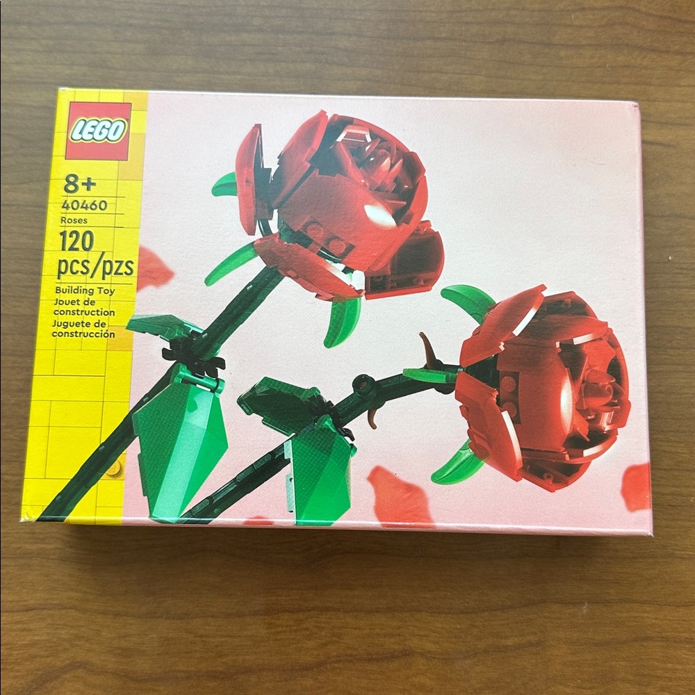 LEGO Floral Creation Set with Red and Green, brand new!